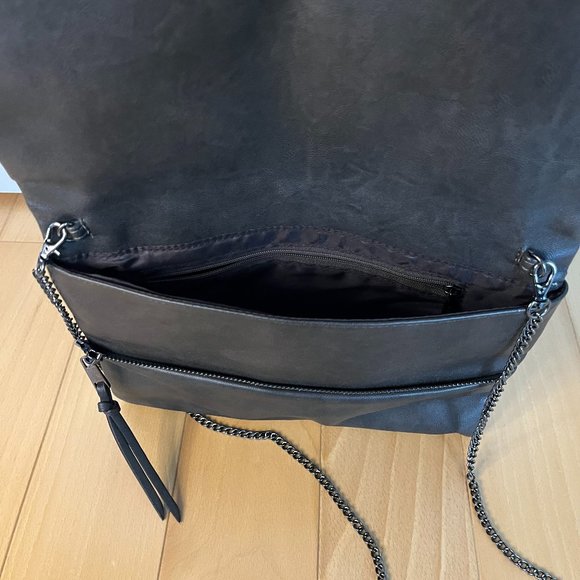 Leather Fold Over Cross Body Chain Bag - Picture 7 of 7